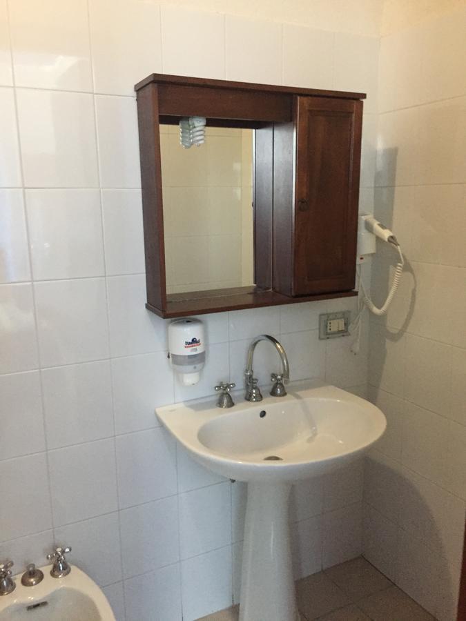 Hotel Il Castello Паола Екстериор снимка